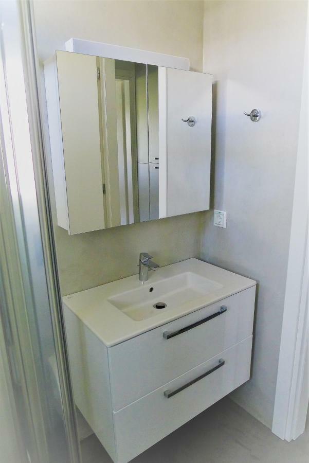 Deluxe Apartment In Vouliagmeni Athènes Extérieur photo